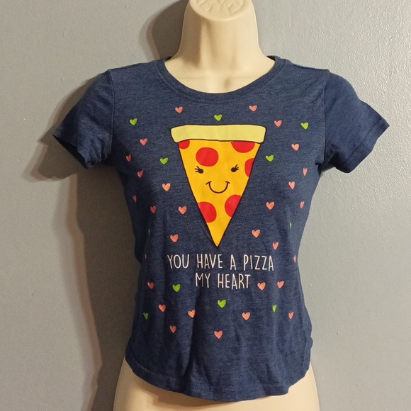Evy of California girls you have a pizza my heart top with a slice of pizza - Picture 6 of 17